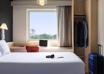 ibis Guadalajara Expo hotel thumbnail 8