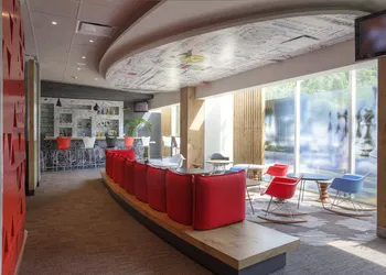 ibis Guadalajara Expo hotel thumbnail 2