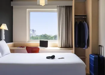 ibis Guadalajara Expo hotel thumbnail 8