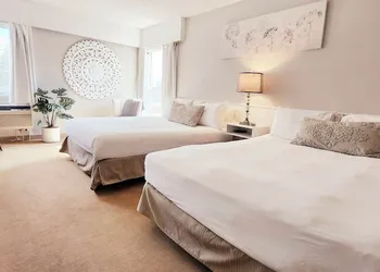 Western Lodge hotel thumbnail 4