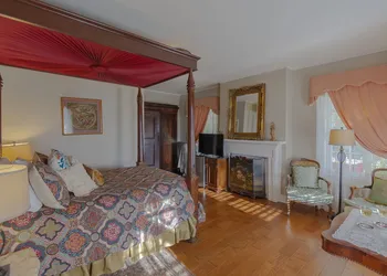 Weymouth Hall B&B hotel thumbnail 2