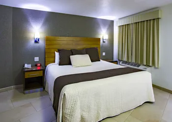 Hotel La Pinta hotel thumbnail 4