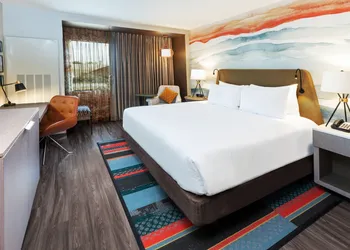 Hotel Indigo Spring - Woodlands Area by IHG hotel thumbnail 4