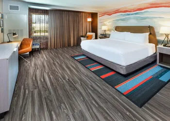 Hotel Indigo Spring - Woodlands Area by IHG hotel thumbnail 6