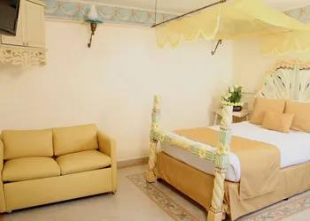 Hotel Villa Las Margaritas Sucursal Centro hotel thumbnail 2