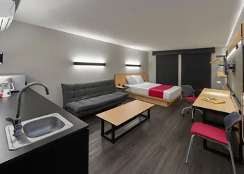 City Express by Marriott Reynosa Aeropuerto hotel thumbnail 7