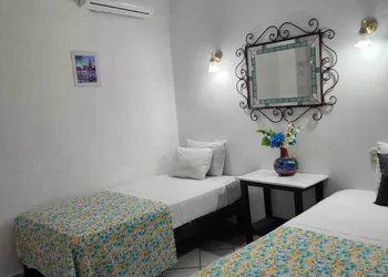 Alexandross Hostel BnB hotel thumbnail 5