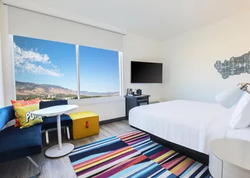 Aloft by Marriott Reno-Tahoe International Airport hotel thumbnail 8