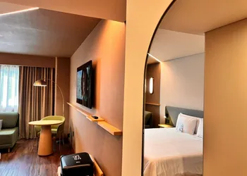 Novotel Monterrey Valle hotel thumbnail 5
