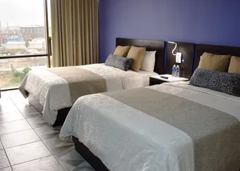 Hotel Corona Plaza hotel thumbnail 6