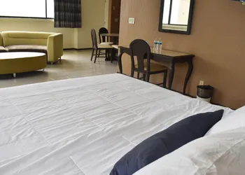 Hotel Corona Plaza hotel thumbnail 8