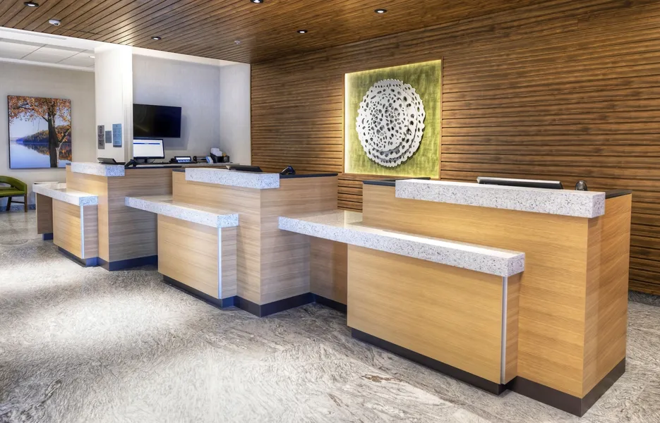 Fairfield Inn & Suites by Marriott Ottawa Airport hotel detail image 2