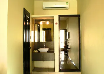 Hotel Nautilus hotel thumbnail 5