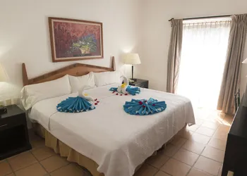 Azul Sirena hotel thumbnail 4