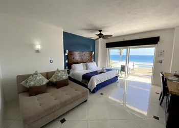 Mar Celeste hotel thumbnail 5