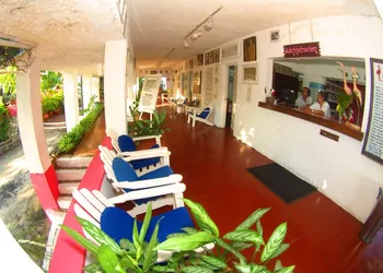 Hotel Los Flamingos hotel thumbnail 2