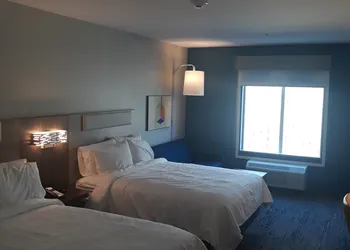 Holiday Inn Express & Suites Jackson by IHG hotel thumbnail 3