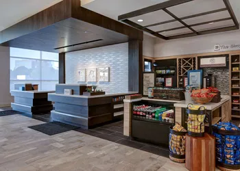 Hilton Garden Inn Cedar Rapids hotel thumbnail 4