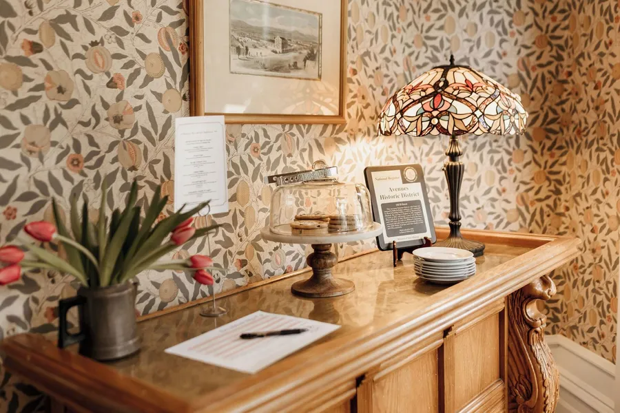 Ellerbeck Mansion Bed & Breakfast hotel detail image 2