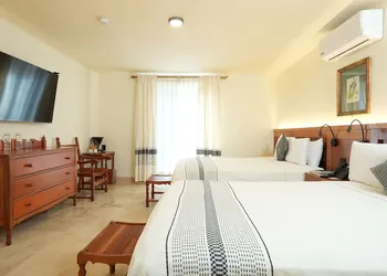 Hotel Marques del Valle hotel thumbnail 4