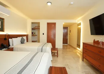 Hotel Marques del Valle hotel thumbnail 5