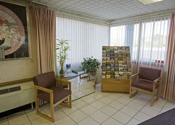 Executive Inn hotel thumbnail 2