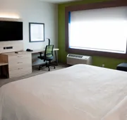 Holiday Inn Express & Suites Edmonton N - St. Albert by IHG hotel detail image 5