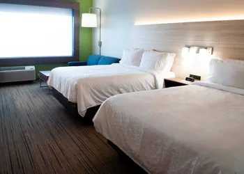 Holiday Inn Express & Suites Edmonton N - St. Albert by IHG hotel thumbnail 7