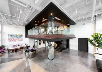 YOTEL San Francisco hotel thumbnail 5