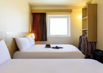 ibis Juarez Consulado hotel thumbnail 4