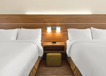 Holiday Inn Express & Suites Suisun City by IHG hotel thumbnail 7
