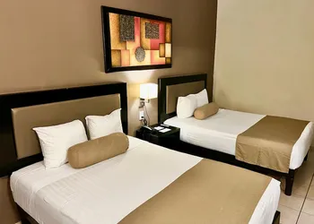 Hotel La Siesta Malecón hotel thumbnail 4