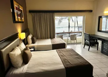 Hotel La Siesta Malecón hotel thumbnail 5