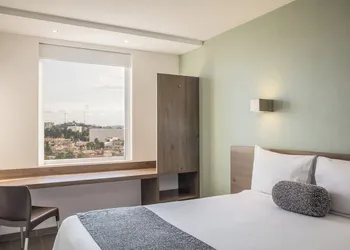 One Puebla Serdan hotel thumbnail 5
