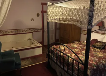 Keller House hotel thumbnail 8