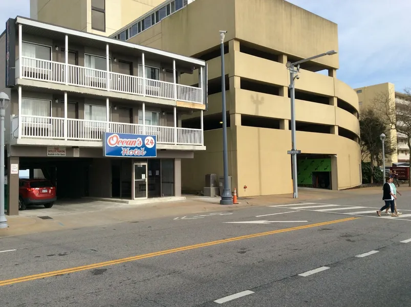 Oceans 24 hotel detail image 2