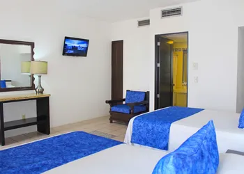 Delfin Beachfront Resort – Downtown Puerto Vallarta Optional All-Inclusive hotel thumbnail 8