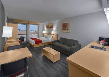 City Express by Marriott Torreón hotel thumbnail 5