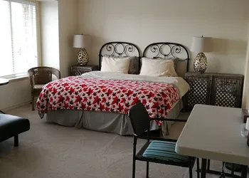 Com House hotel thumbnail 4