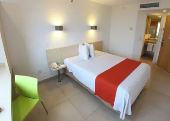 One Culiacan Forum hotel thumbnail 4