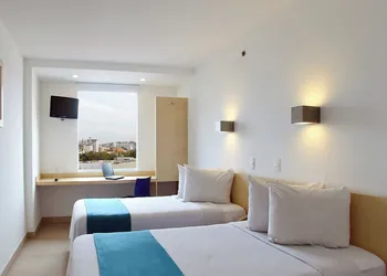 One Culiacan Forum hotel thumbnail 7
