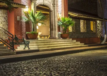 Holiday Inn Resort Ixtapa All-Inclusive by IHG hotel thumbnail 3