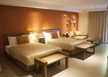 Hotel Puerta Del Sol hotel thumbnail 4