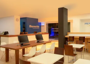 One Cancun Centro hotel thumbnail 2
