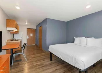 Studio 6 Extended Stay Birmingham Pelham AL hotel thumbnail 8