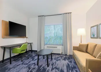 Fairfield Inn & Suites by Marriott Cape Coral/North Fort Myers hotel thumbnail 6