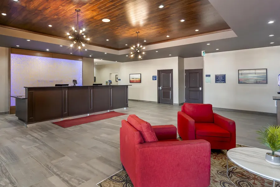 Best Western Plus Hinton Inn & Suites hotel detail image 2
