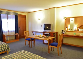 Hotel Lastra hotel thumbnail 3