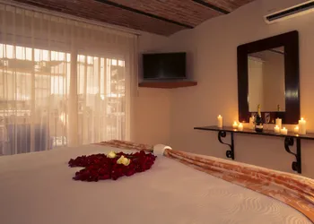 El Pescador Hotel hotel thumbnail 6