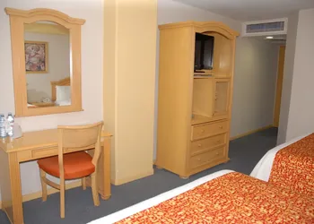 Aranzazu Plaza Kristal Aguascalientes hotel thumbnail 8